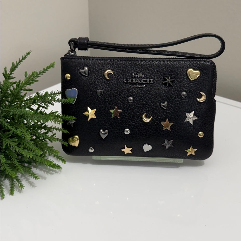 🎀 Coach Leather Zip Wristlet with Mixed Metal Rivets